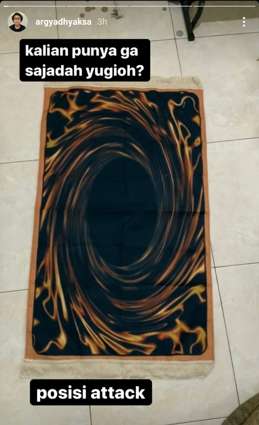 Potret Sajadah yang nyeleneh dan kocak bikin ketawa